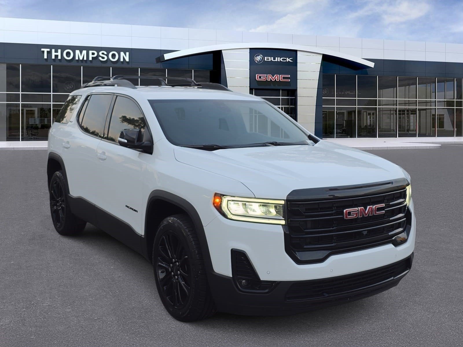 Used 2022 GMC Acadia SLT w/ Elevation Edition FWD image 1