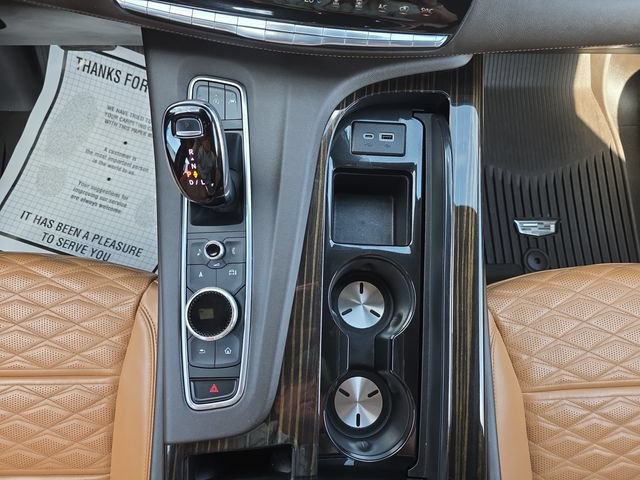 Used 2023 Cadillac Escalade Premium Luxury AWD/4WD image 15