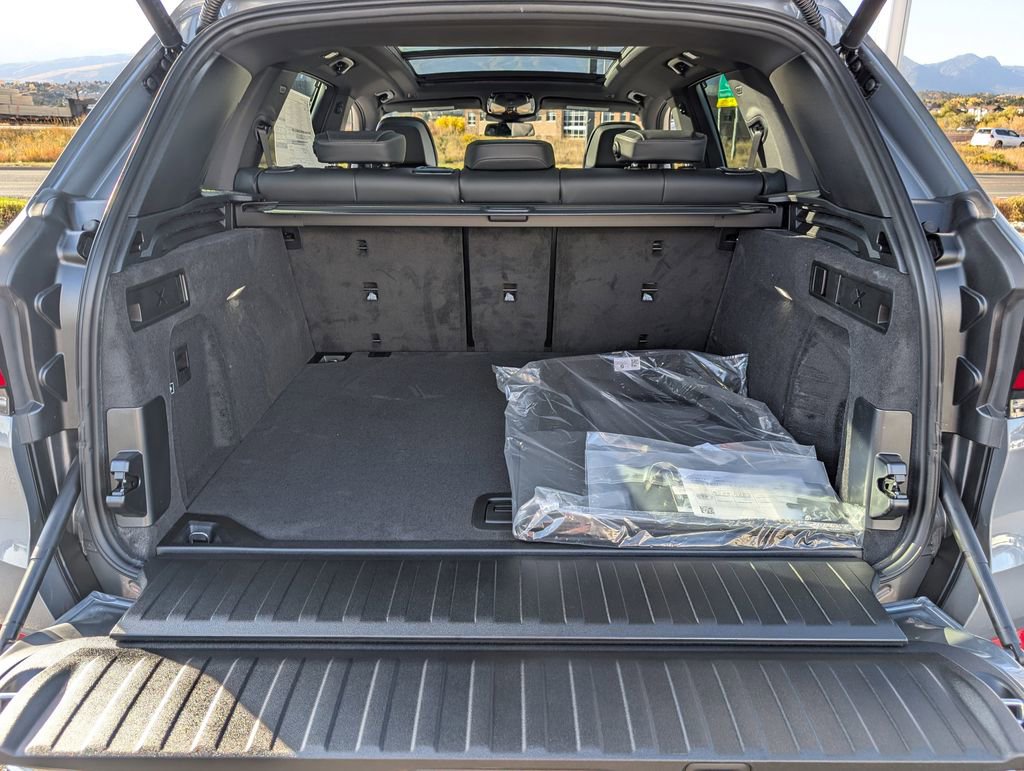 Used 2026 BMW X5 xDrive40i image 18