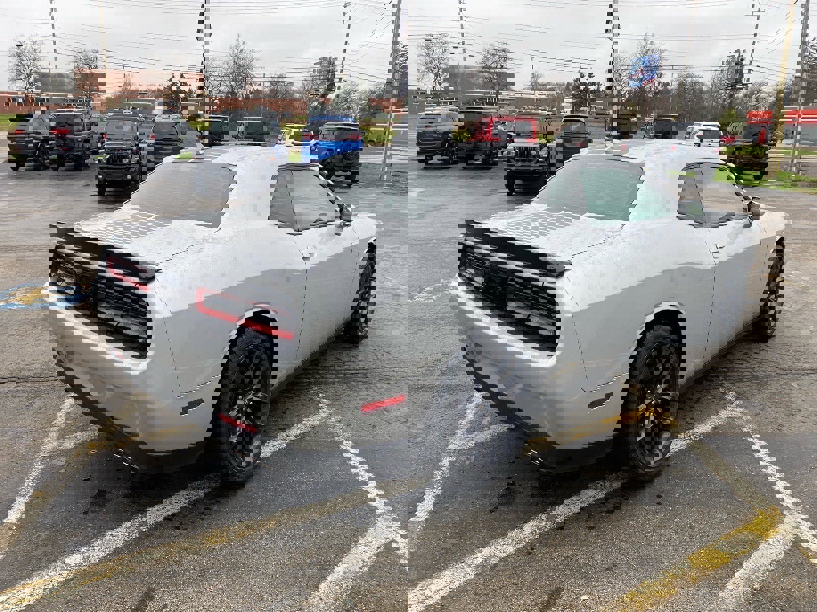 Used 2023 Dodge Challenger SXT w/ Plus Package image 5