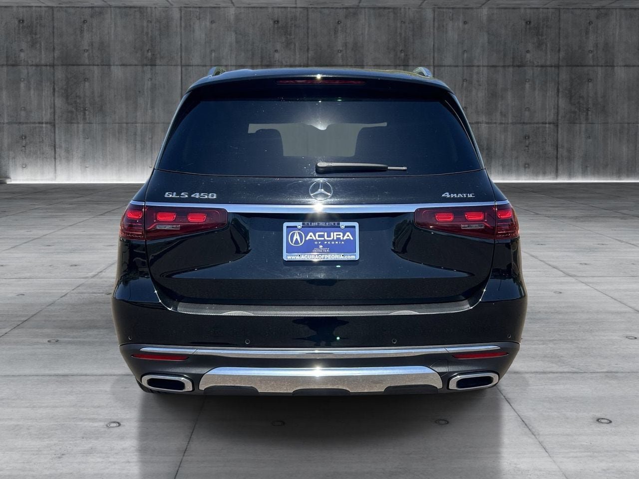 Used 2024 Mercedes-Benz GLS 450 4MATIC image 4