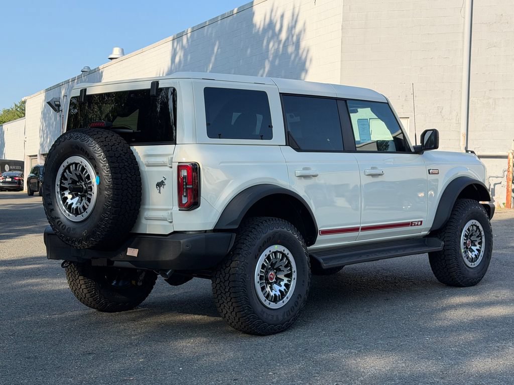 New 2026 Ford Bronco Outer Banks w/ Sasquatch Package AWD/4WD image 5