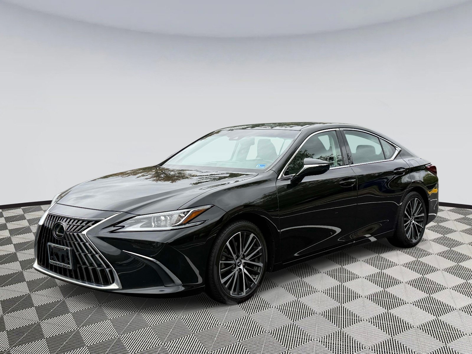 Used 2023 Lexus ES 350 w/ Premium Package FWD image 5