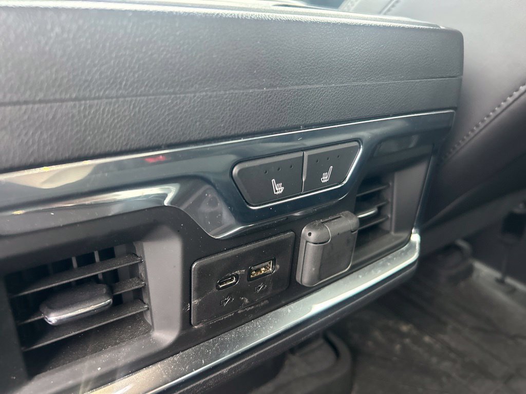 Used 2019 Chevrolet Silverado 1500 High Country AWD/4WD image 8