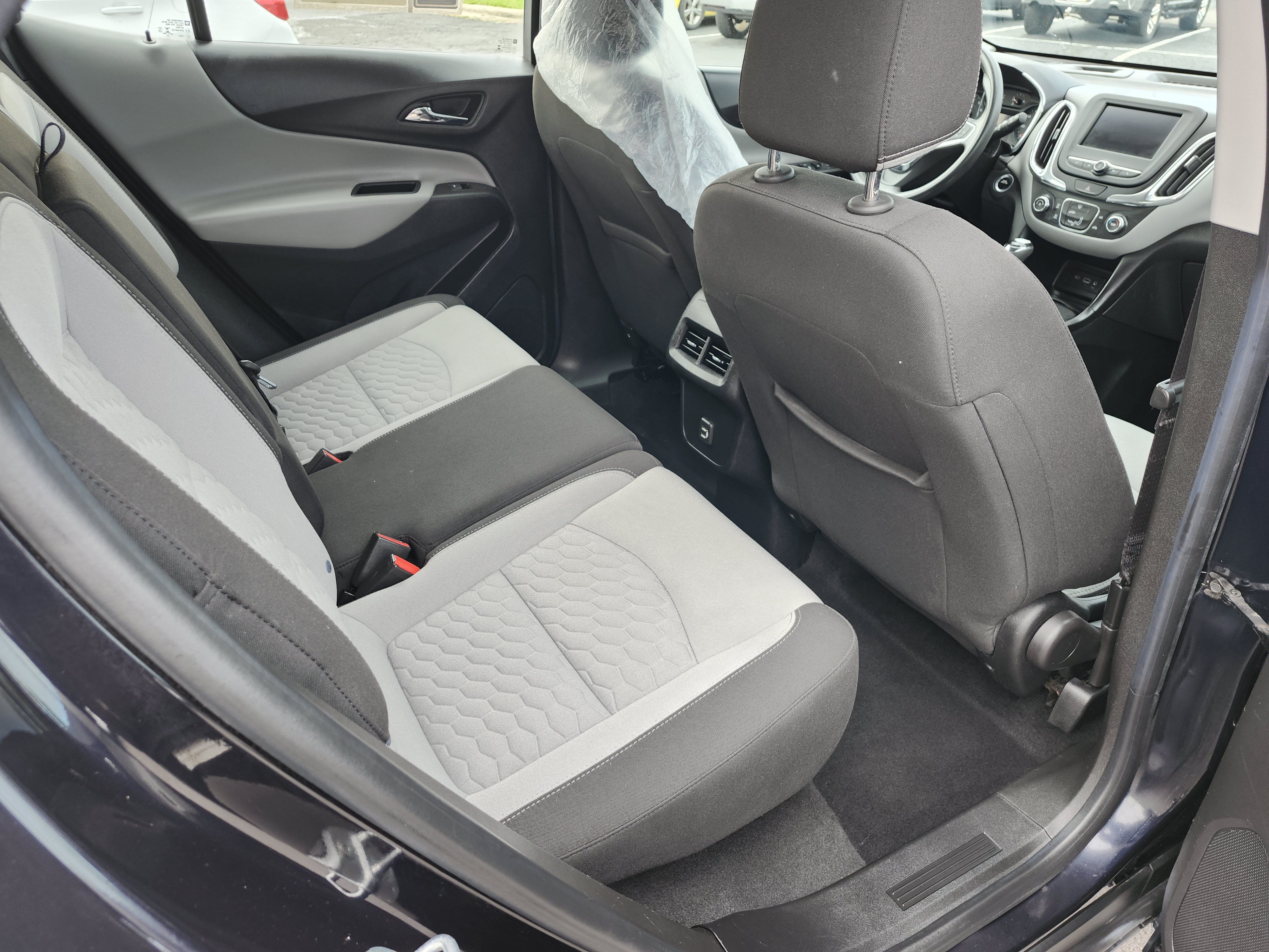 Used 2020 Chevrolet Equinox LS AWD/4WD image 20
