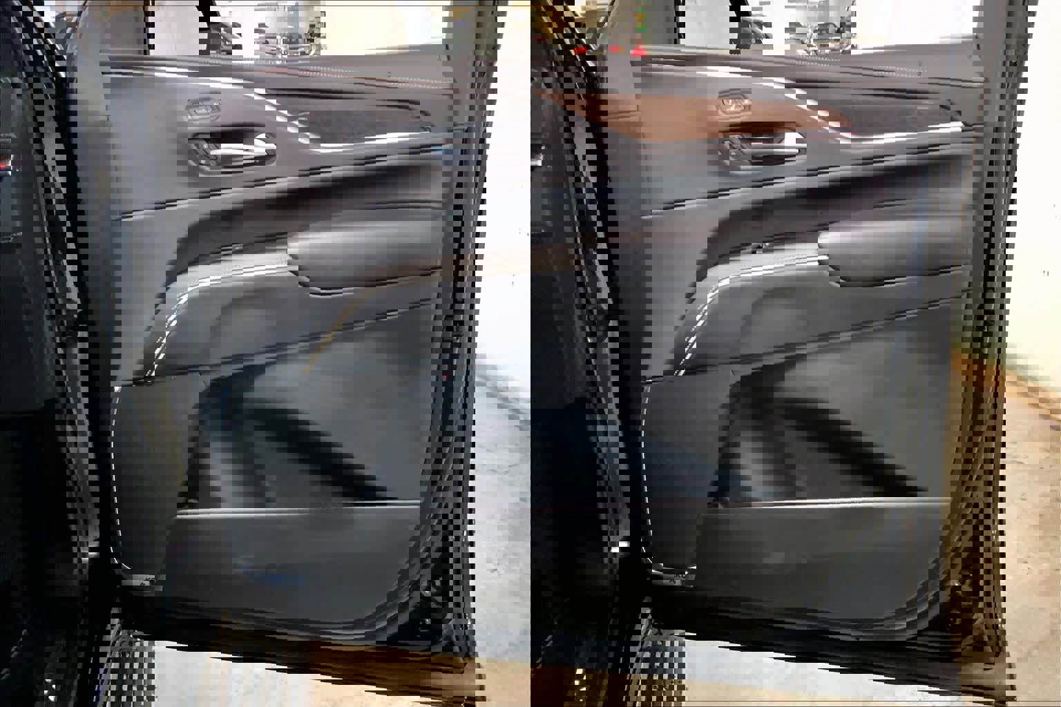 Used 2023 Cadillac Escalade Sport Platinum image 22