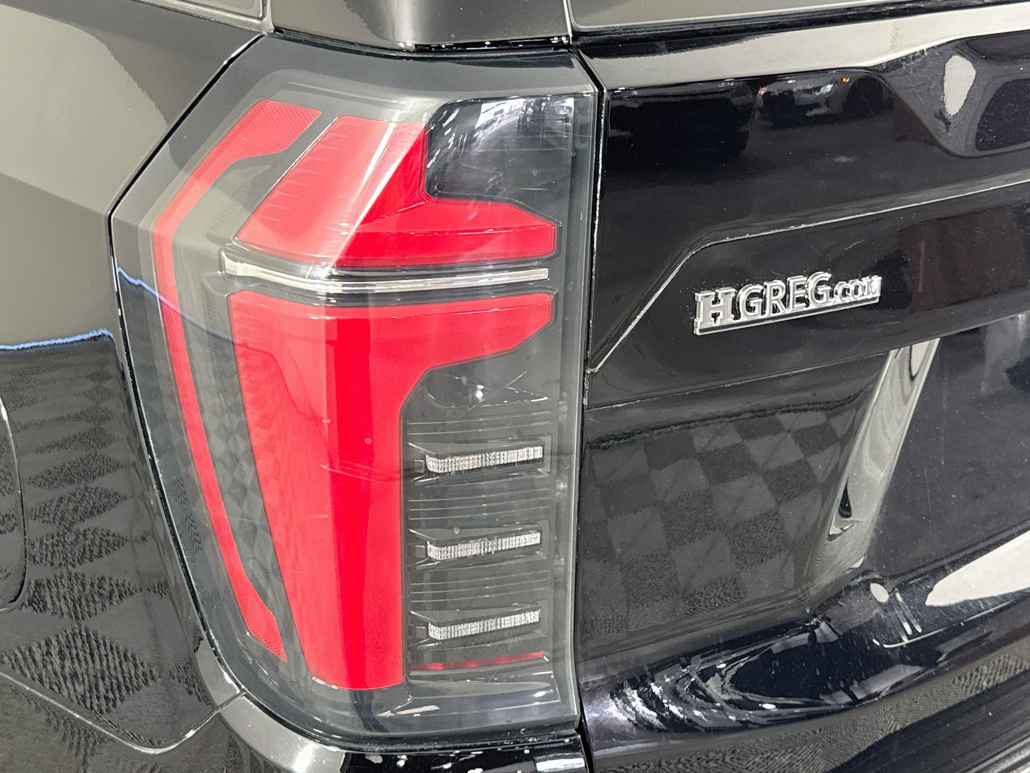 Used 2025 Chevrolet Tahoe LS RWD image 62