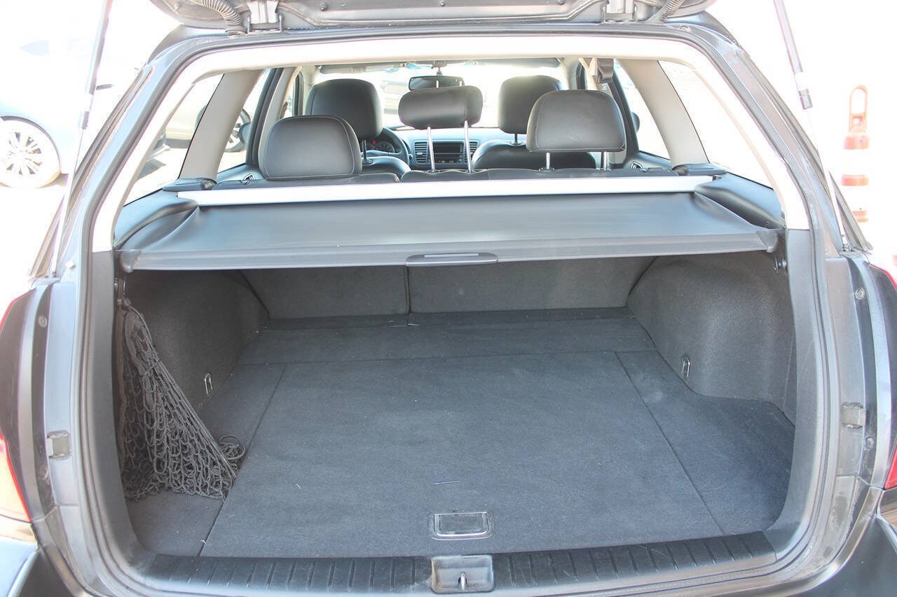 Used 2007 Subaru Outback 2.5i Limited w/ Popular Equipment Group 2A AWD/4WD image 30