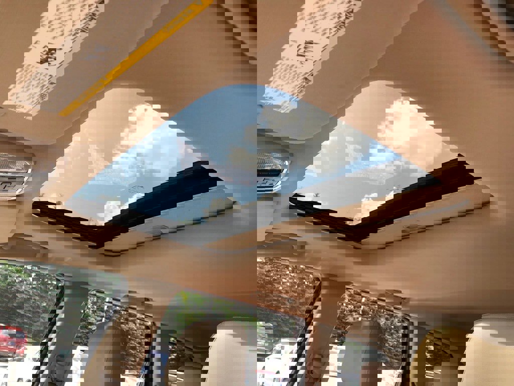 Used 2015 Jeep Grand Cherokee Limited image 15