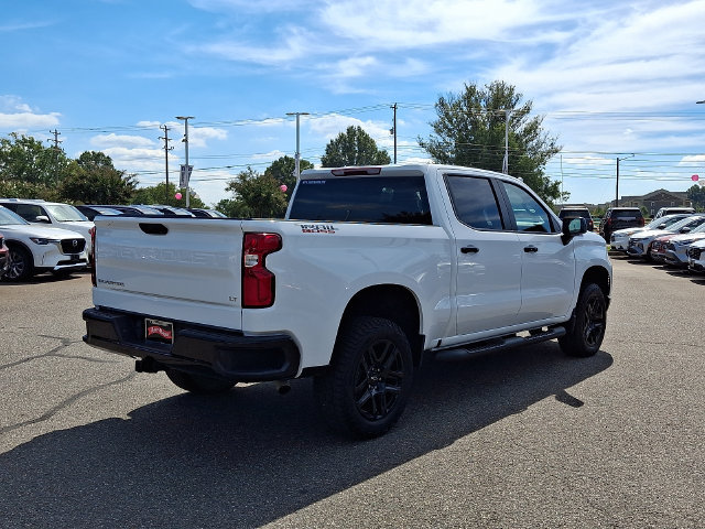 Used 2025 Chevrolet Silverado 1500 LT Trail Boss w/ Protection Package AWD/4WD image 4