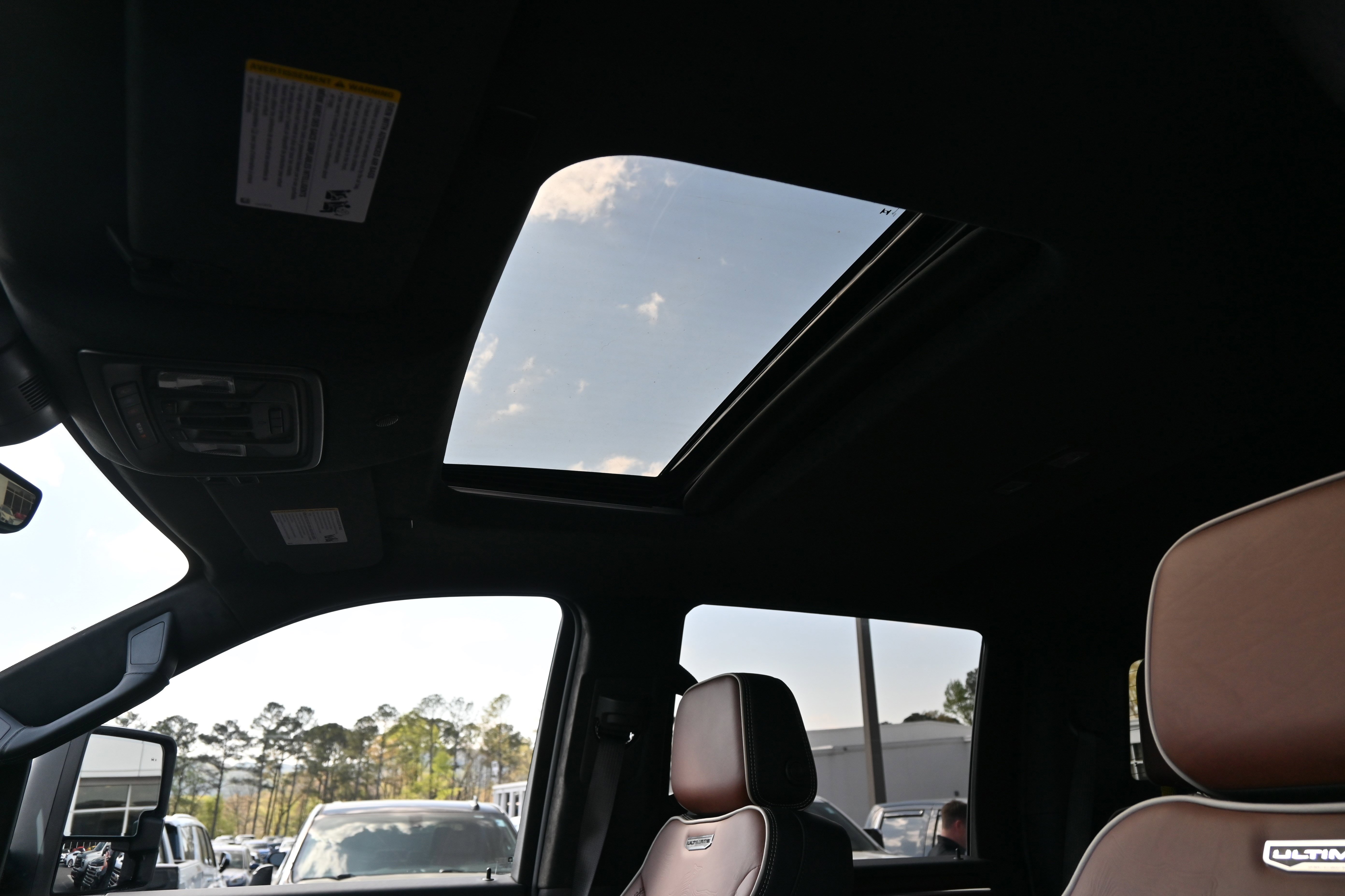 Used 2025 GMC Sierra 2500 Denali Ultimate image 7