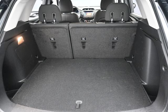 Used 2023 Chevrolet TrailBlazer LT FWD image 29