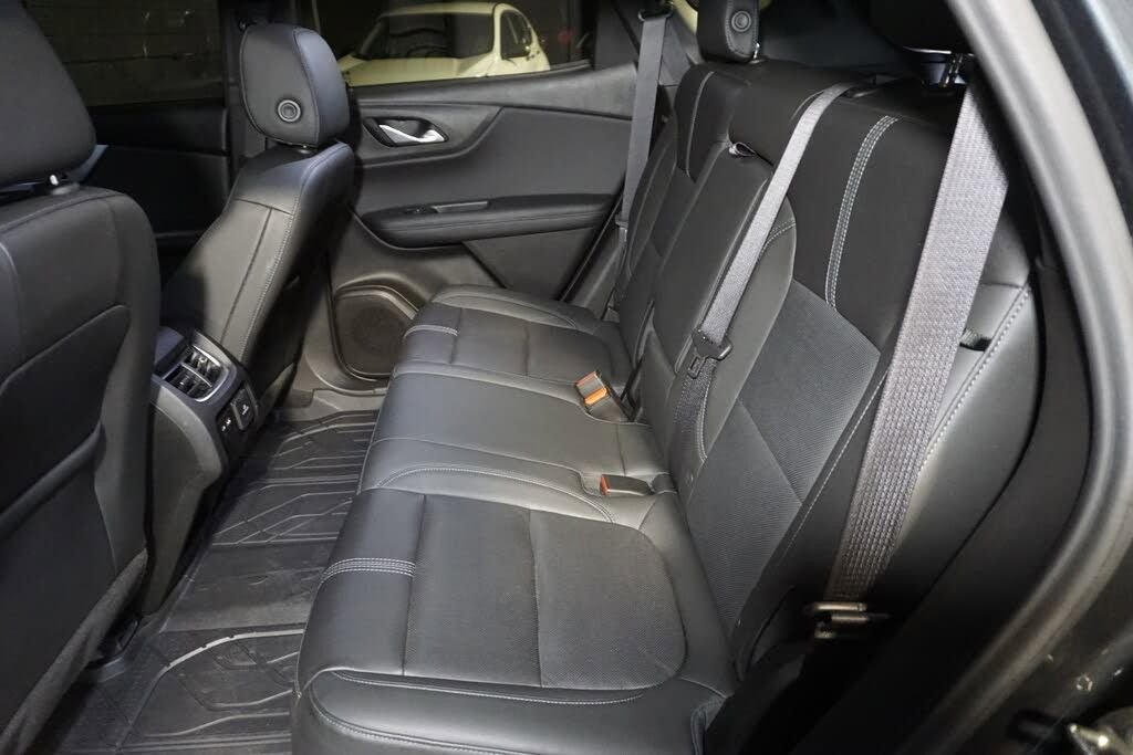 Used 2019 Chevrolet Blazer LT w/ Sound & Technology Package AWD/4WD image 21