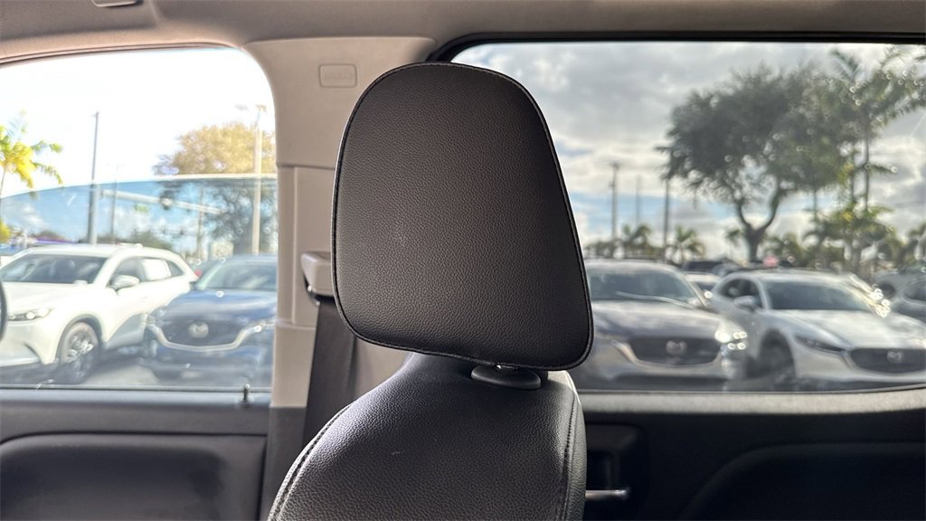 Used 2018 GMC Sierra 1500 SLT image 17