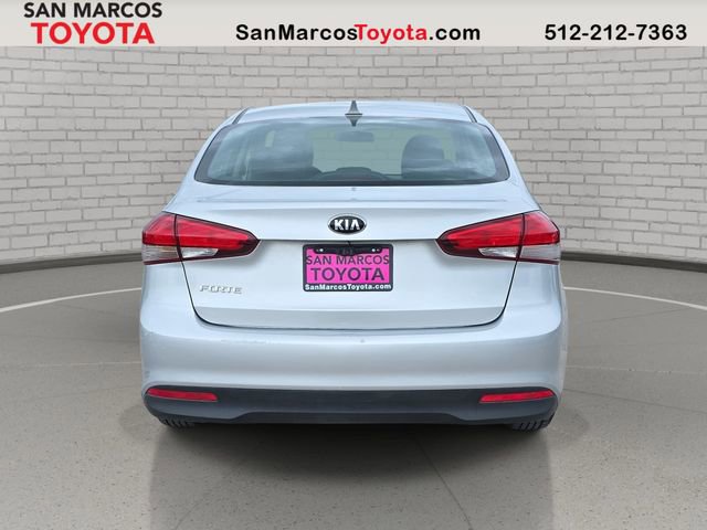 Used 2018 Kia Forte LX FWD image 7