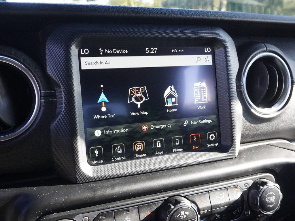 Used 2020 Jeep Gladiator Overland AWD/4WD image 38
