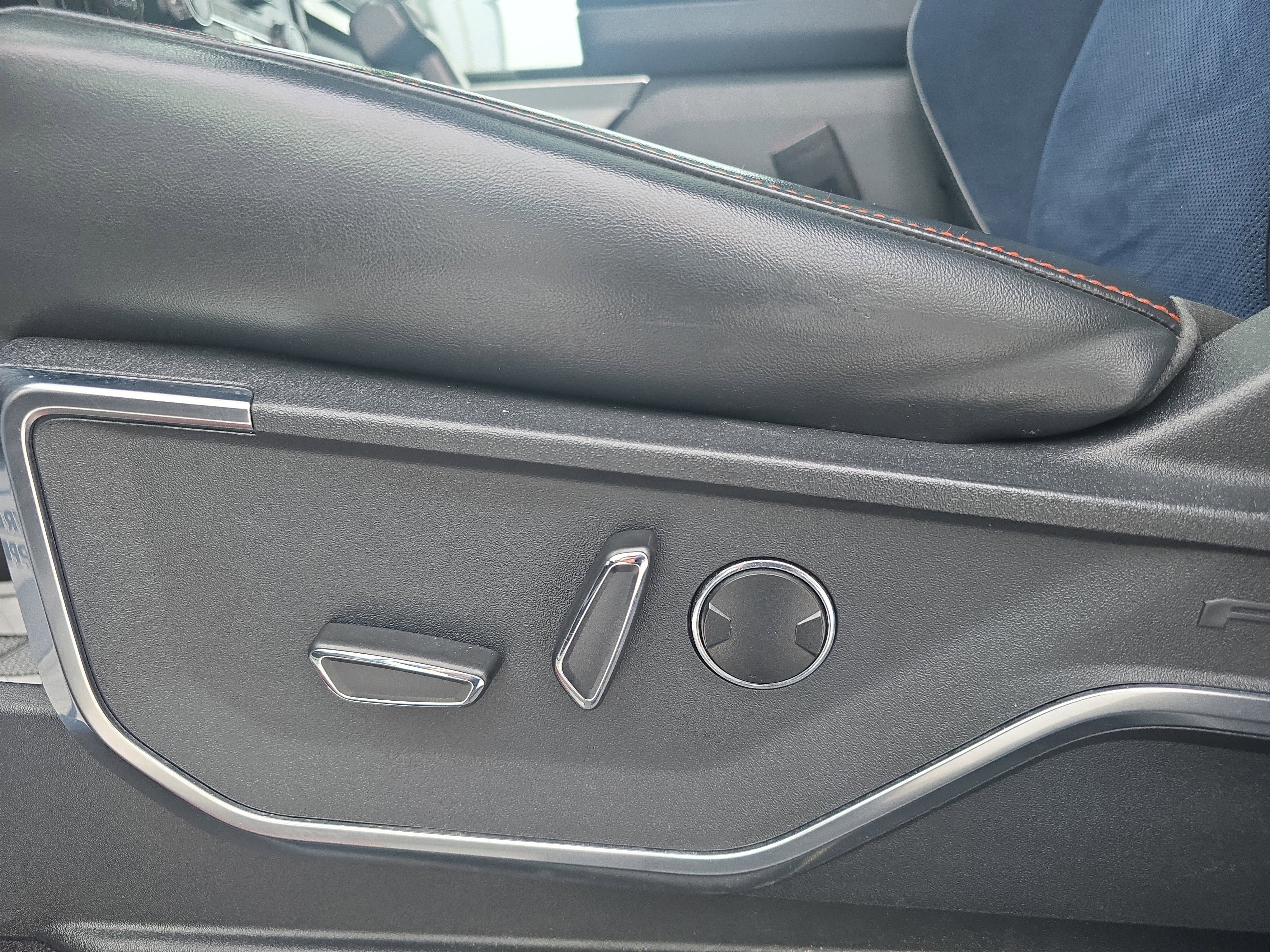 Used 2022 Ford F150 Raptor w/ Equipment Group 801A High image 18