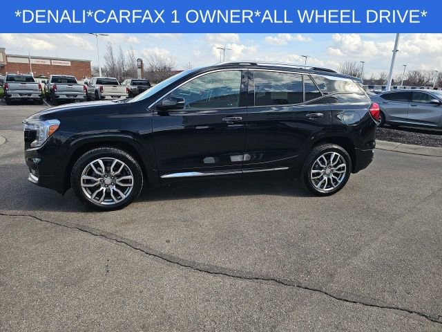 Used 2023 GMC Terrain Denali image 11