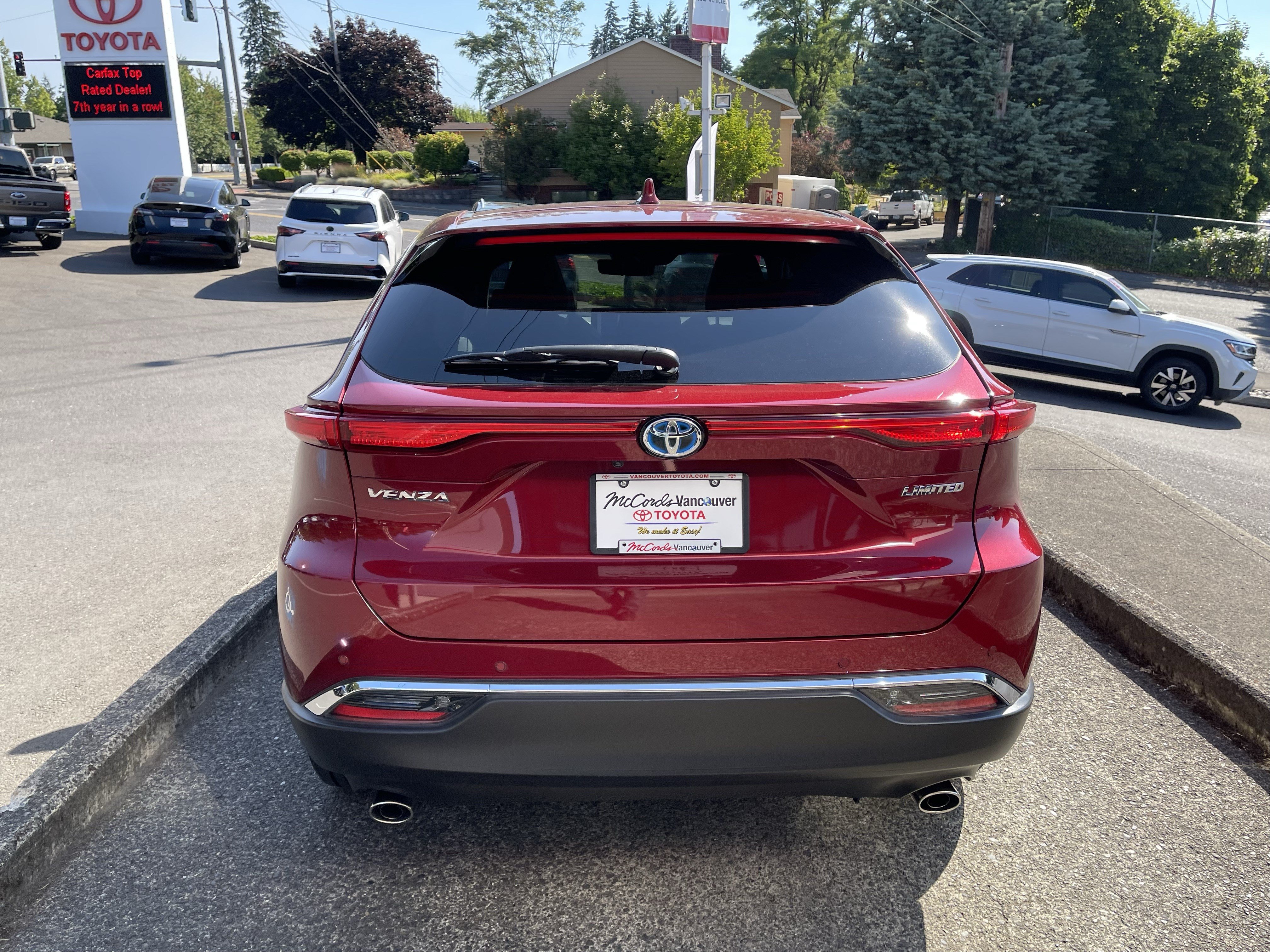 Certified 2023 Toyota Venza Limited AWD/4WD image 5