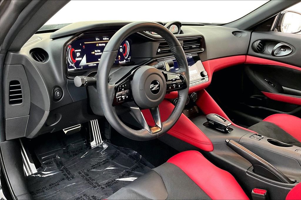 Used 2024 Nissan Z Performance w/ Floor Mat Package image 17