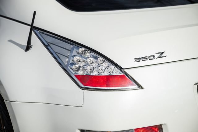 Used 2006 Nissan 350Z Coupe w/ (N93) Cargo Convenience Pkg image 39