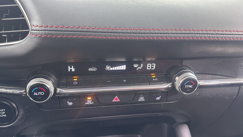 Used 2022 MAZDA MAZDA3 s image 24