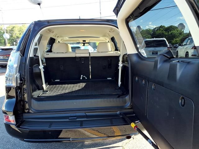 Certified 2023 Lexus GX 460 Premium w/ Premium Package AWD/4WD image 15