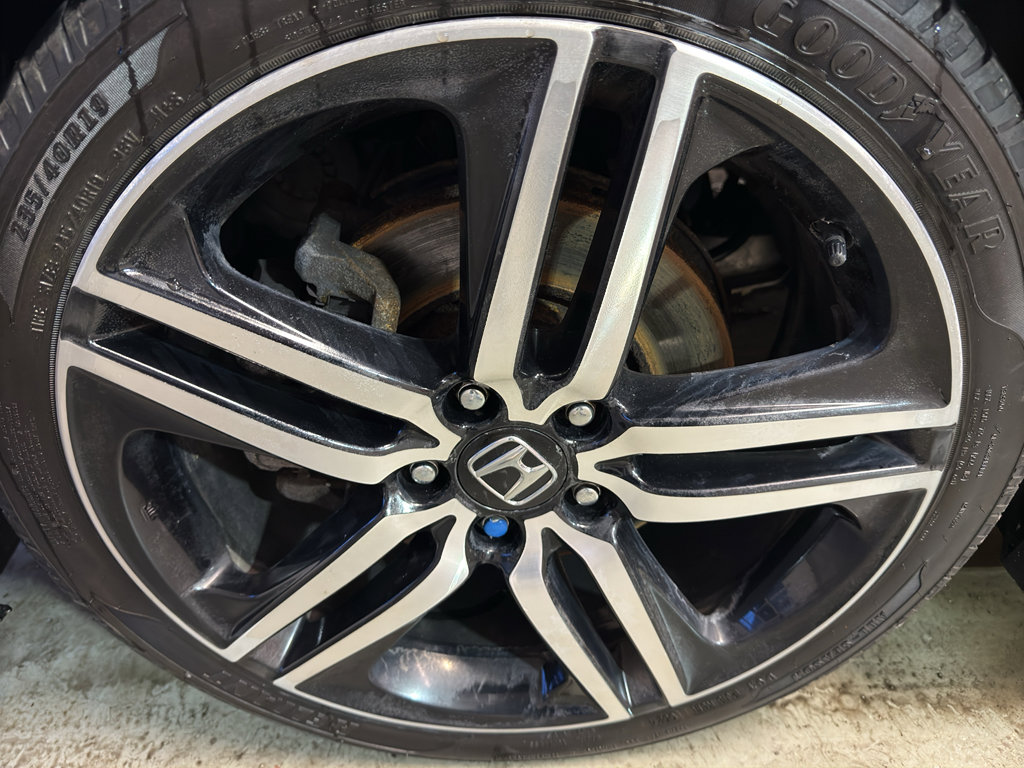 Used 2017 Honda Accord Sport Special Edition image 32