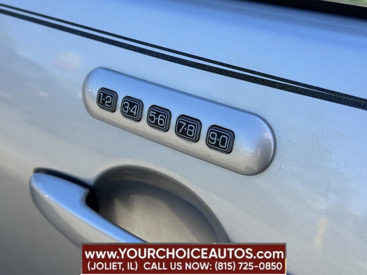 Used 2012 Ford Fusion SEL image 12