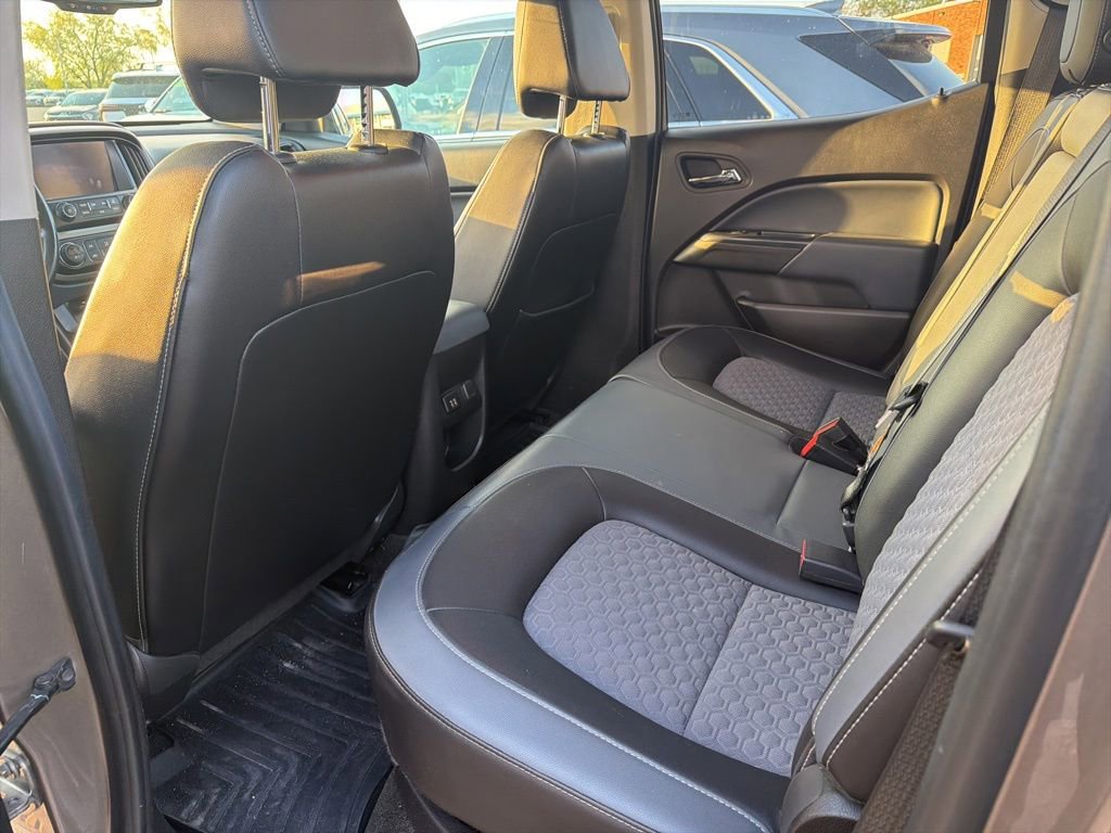 Used 2015 Chevrolet Colorado Z71 AWD/4WD image 9