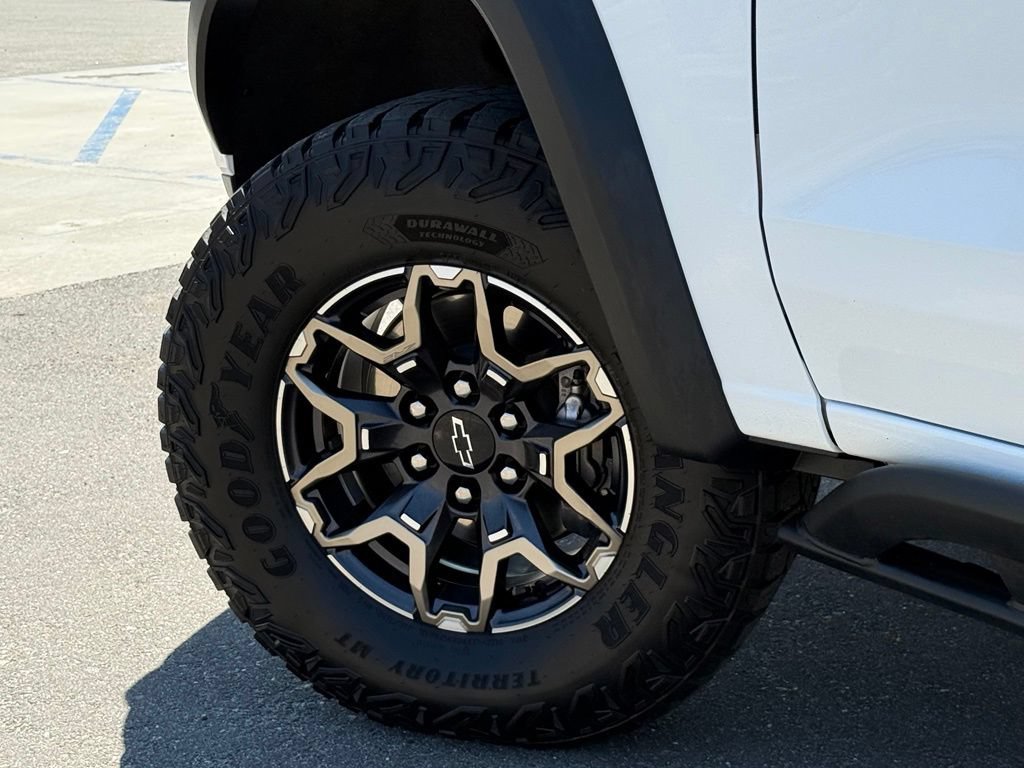 Used 2025 Chevrolet Colorado ZR2 AWD/4WD image 20
