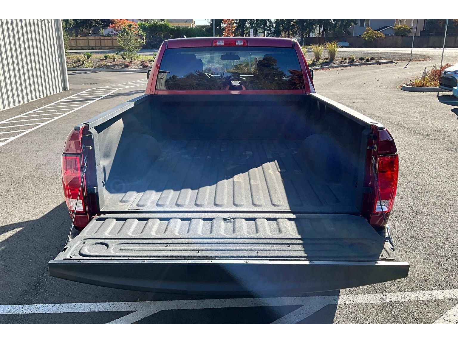 Used 2015 RAM 1500 ST w/ SXT Appearance Group AWD/4WD image 33