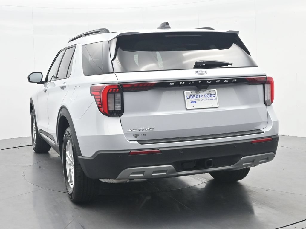 New 2026 Ford Explorer Active w/ Active Comfort Package RWD image 9