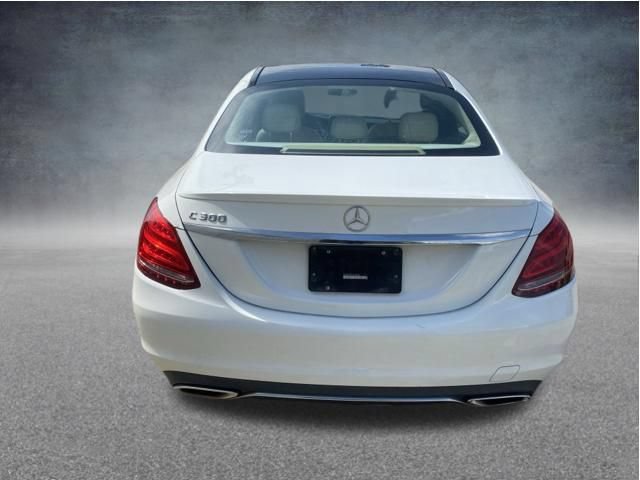 Used 2015 Mercedes-Benz C 300 Sedan image 5