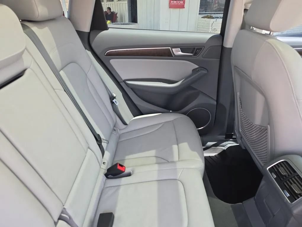 Used 2016 Audi Q5 2.0T Premium Plus w/ Technology Package AWD/4WD image 16