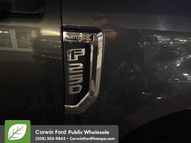 Used 2017 Ford F250 XL w/ STX Appearance Package image 9