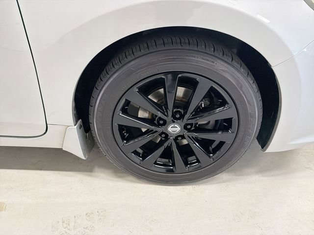 Used 2016 Nissan Altima 2.5 SL w/ 2.5 Technology Package image 14