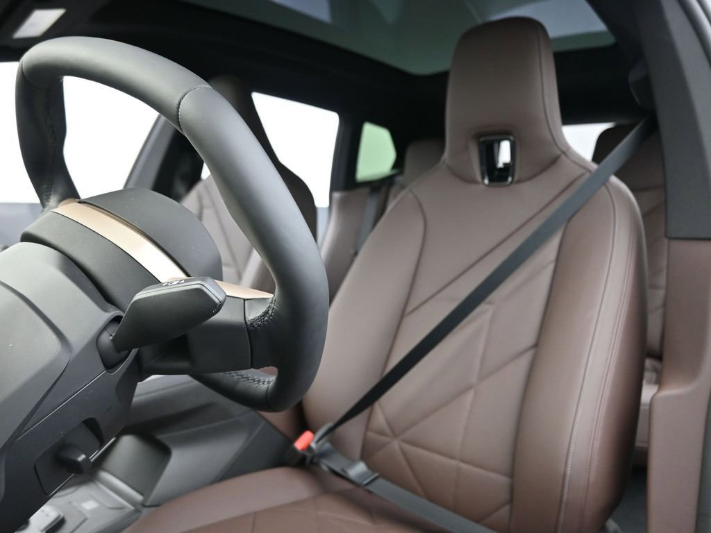 New 2025 BMW iX xDrive50 image 9