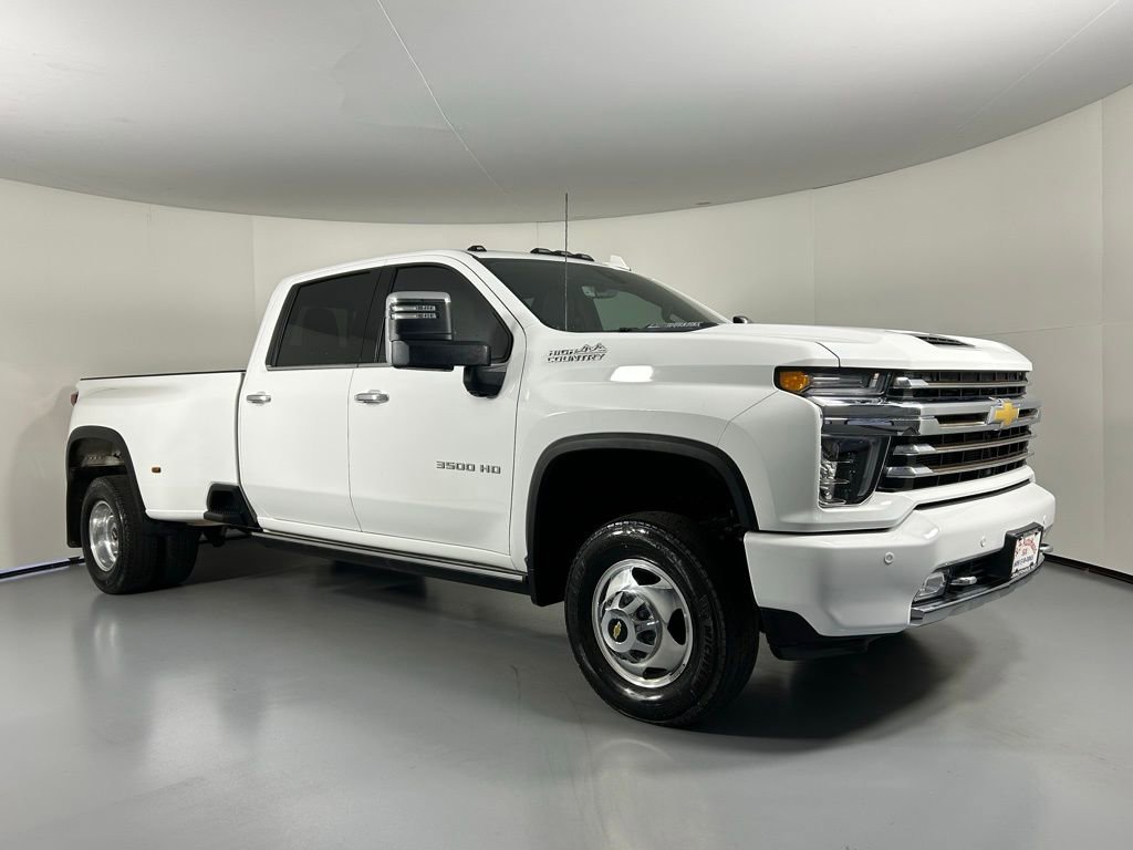 Used 2023 Chevrolet Silverado 3500 High Country video 1