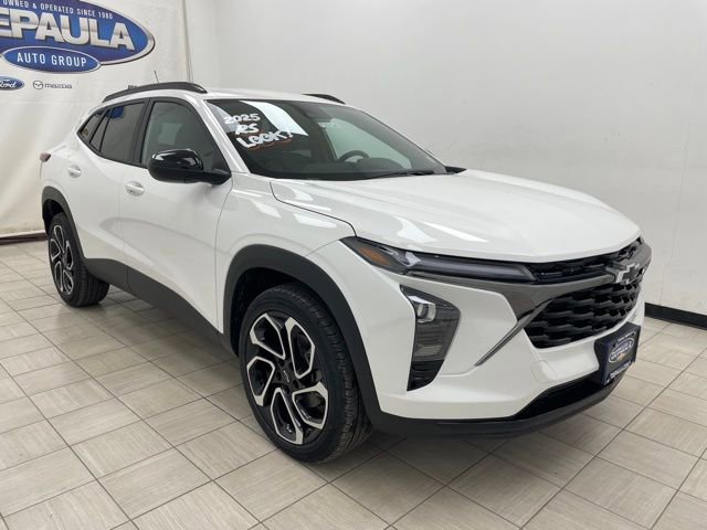 New 2025 Chevrolet Trax RS w/ Driver Confidence Package