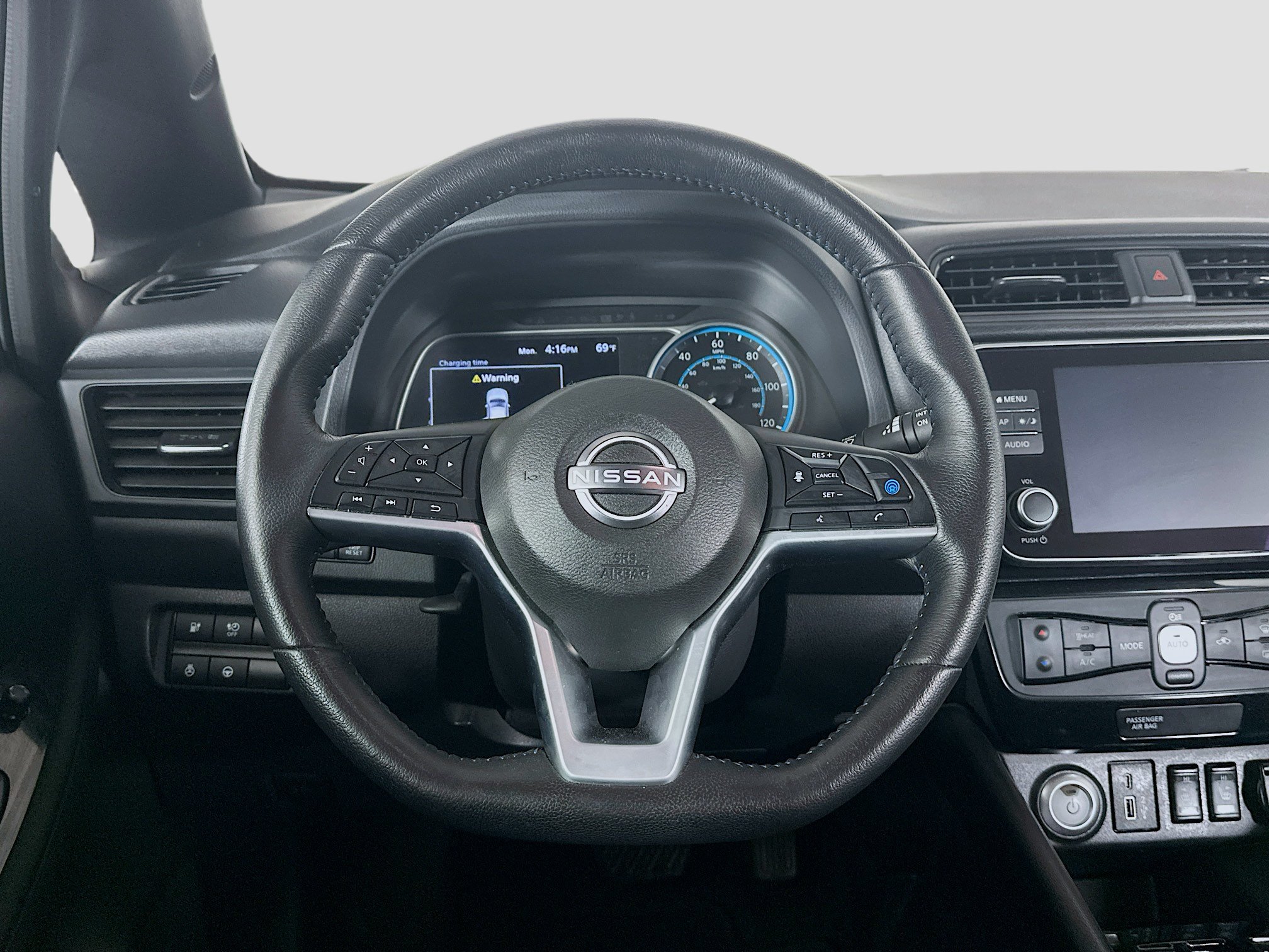 Used 2025 Nissan Leaf SV Plus FWD image 18