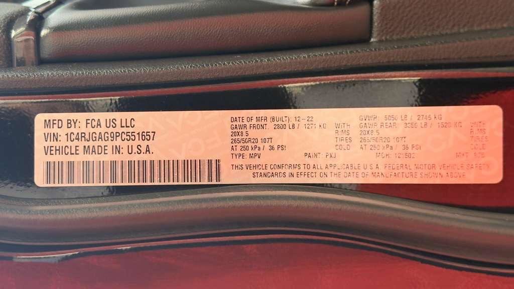 Used 2023 Jeep Grand Cherokee Altitude image 28