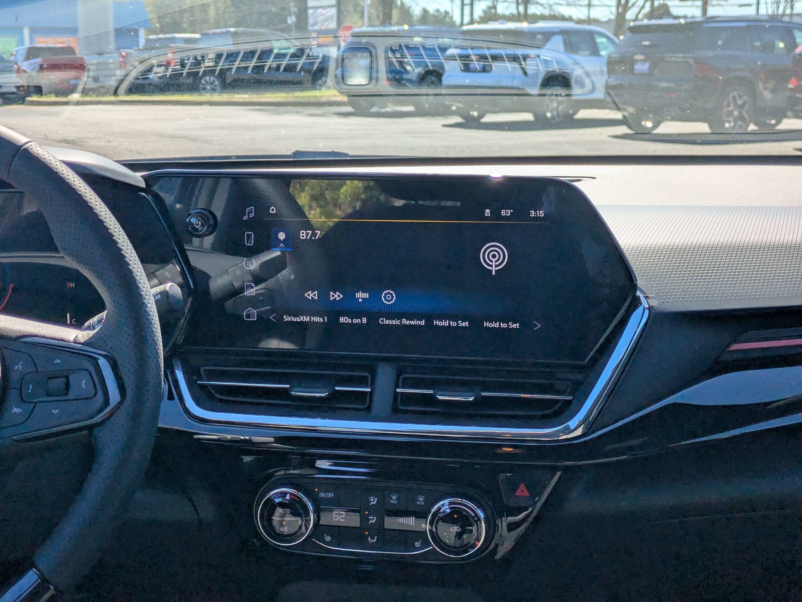 New 2026 Chevrolet Trax RS w/ Sunroof Package image 18