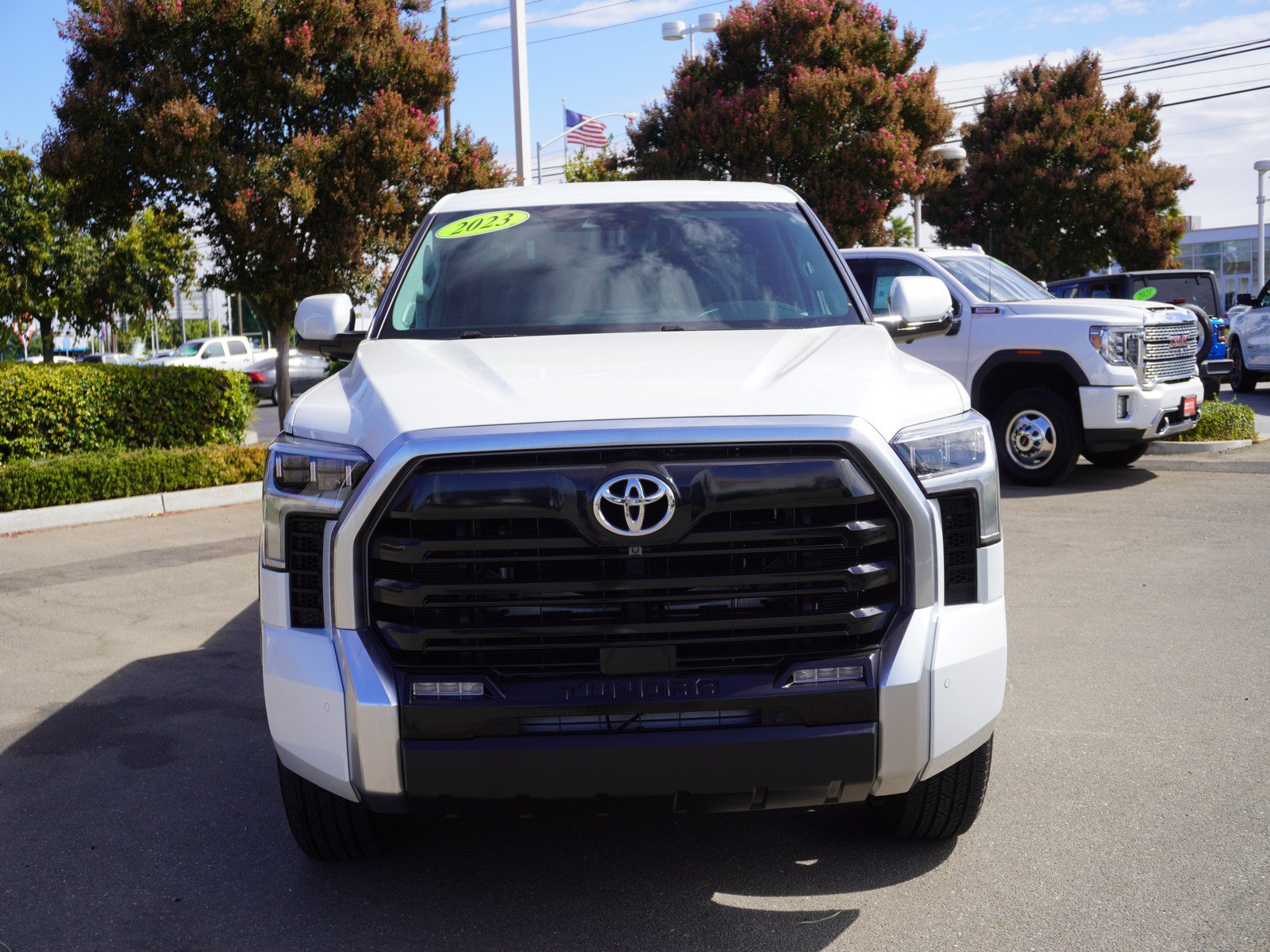 Used 2023 Toyota Tundra Limited AWD/4WD image 4