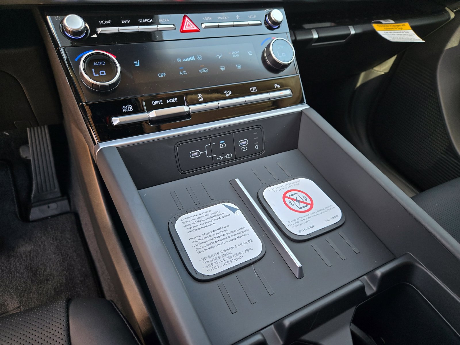 New 2027 Hyundai Santa Fe SEL FWD image 14