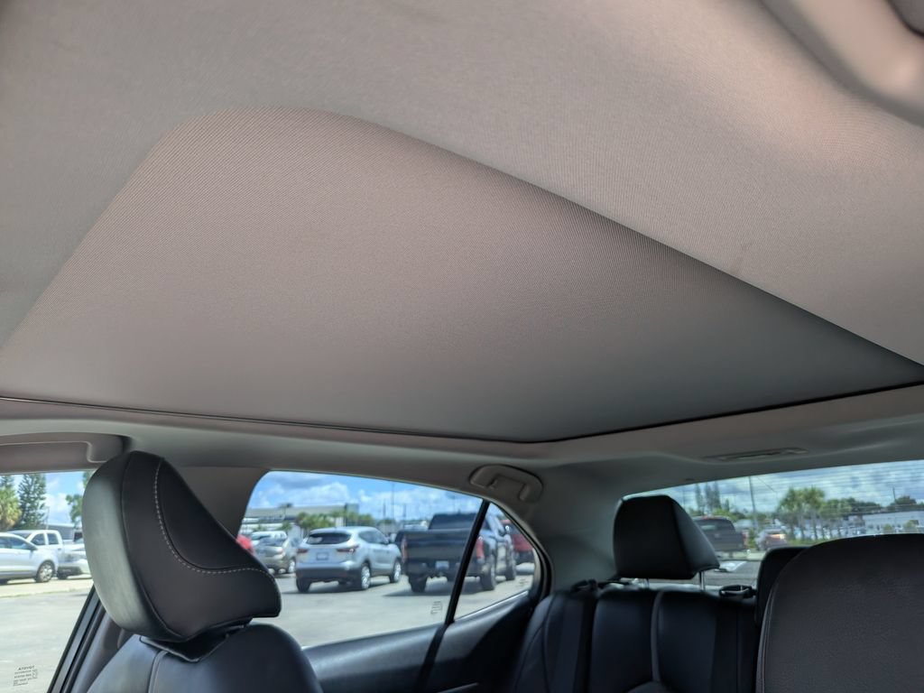 Used 2018 Toyota Camry XSE FWD image 20