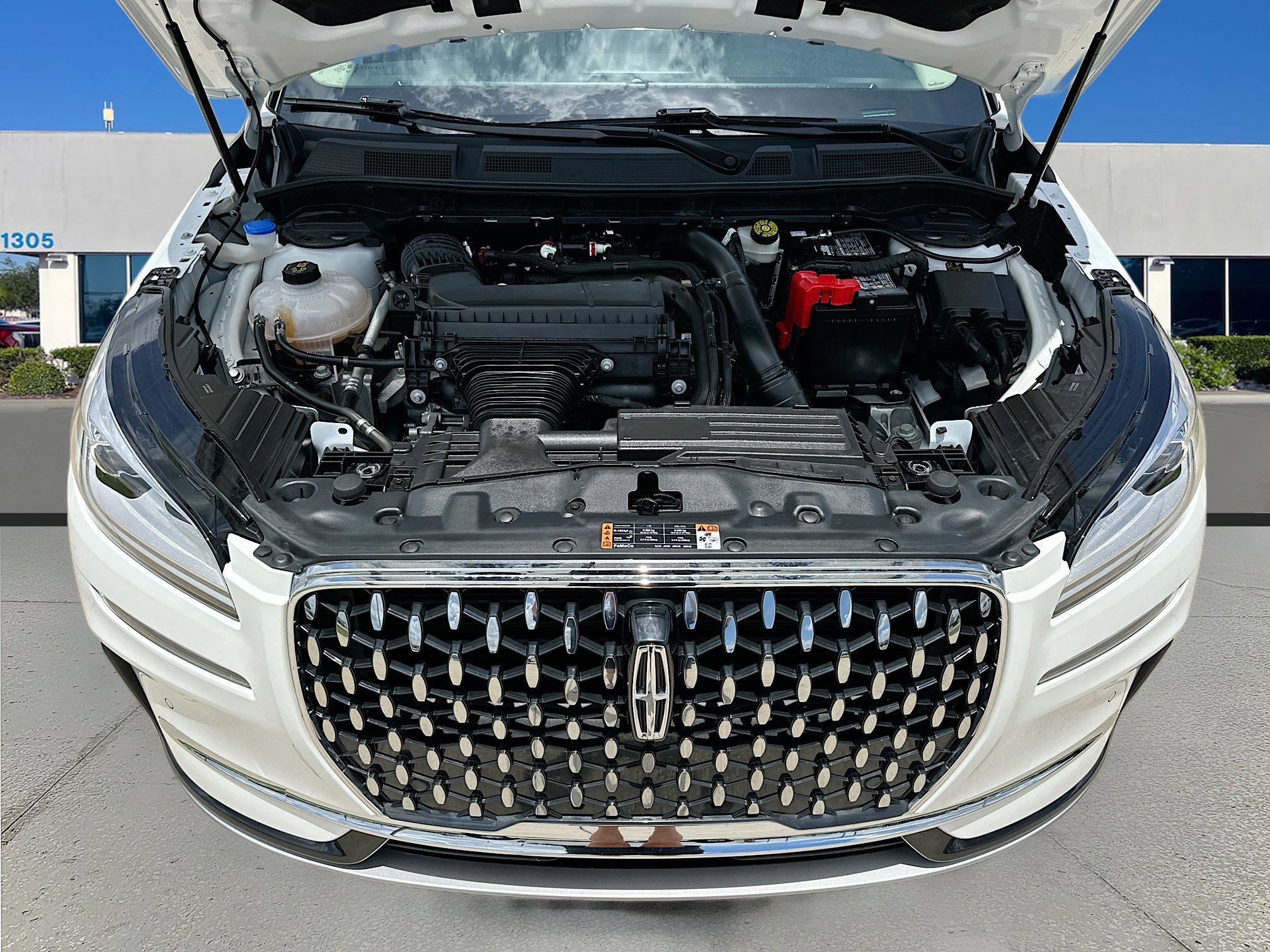 Used 2025 Lincoln Corsair Reserve FWD image 29