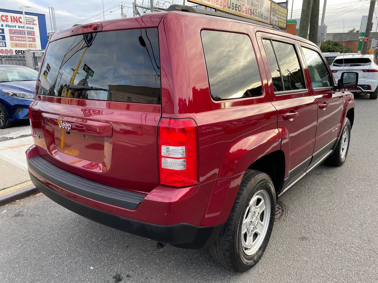 Used 2017 Jeep Patriot Sport w/ Power Value Group image 7
