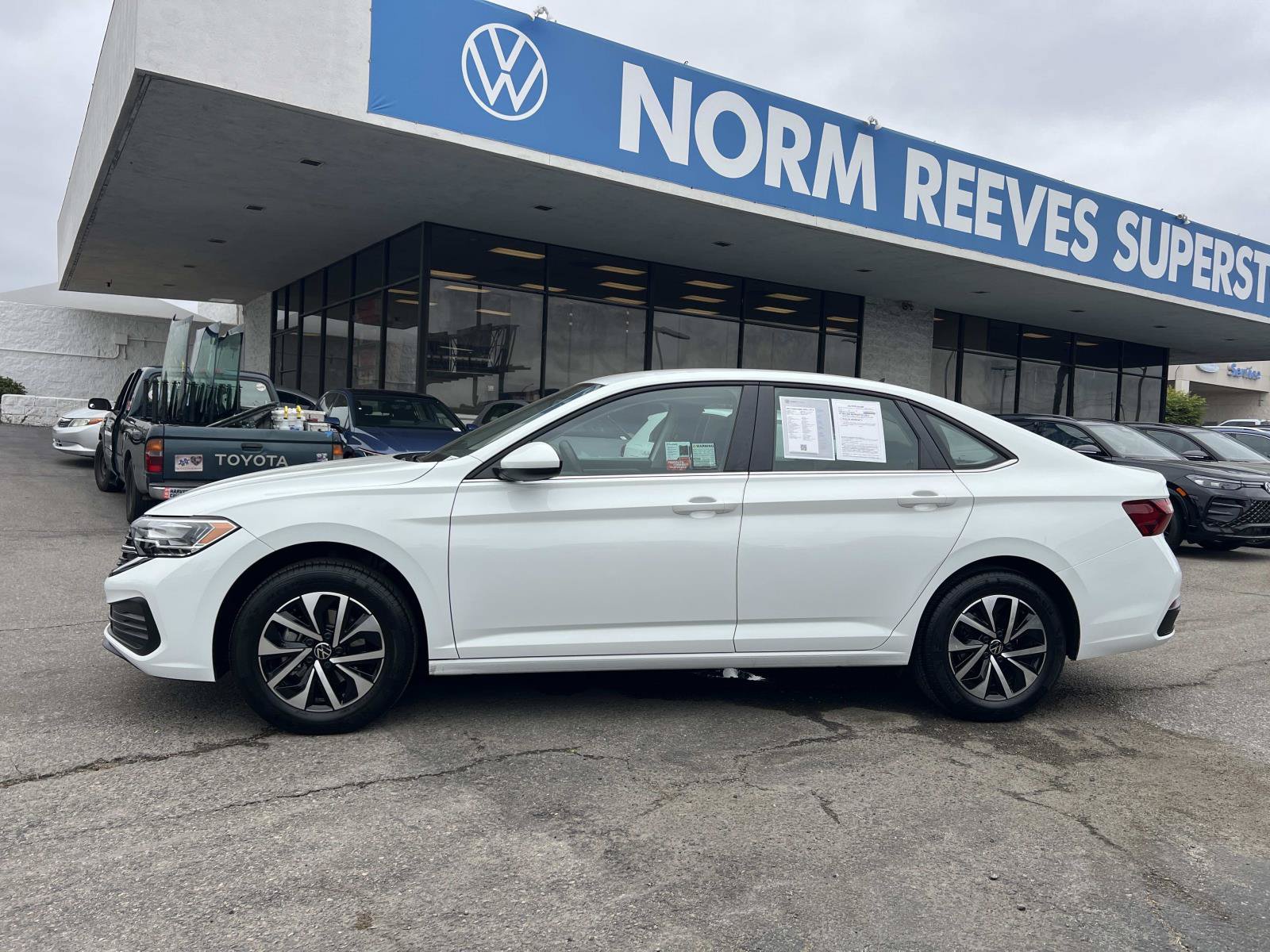 Certified 2024 Volkswagen Jetta S FWD image 2