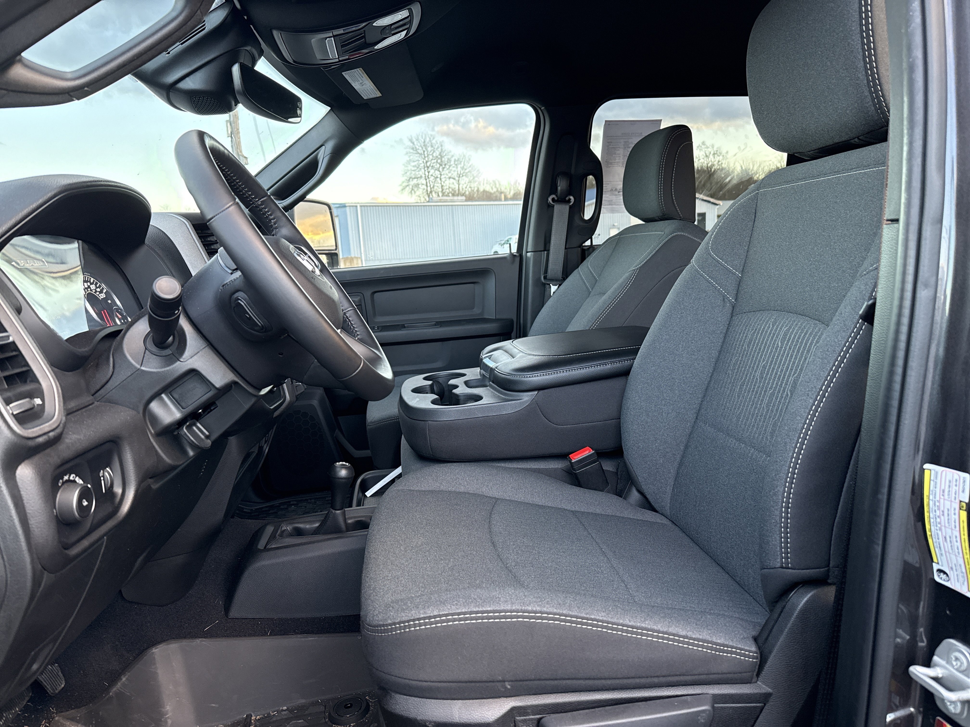 Used 2024 RAM 3500 Tradesman w/ Safety Group image 4